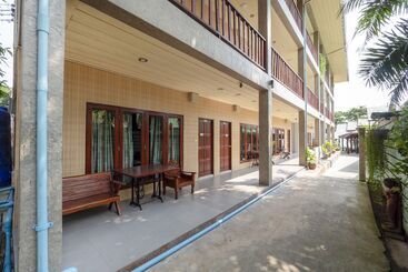 هتل Saikaew Villa 65