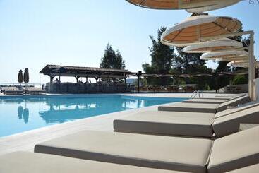 Alia Palace Hotel   Adults Only 16+