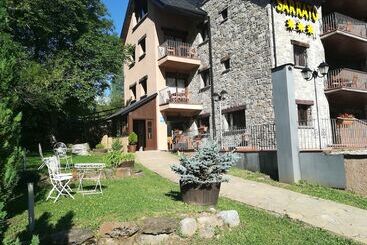 Aparthotel Sarrato