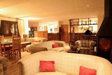 Aparthotel Sarrato