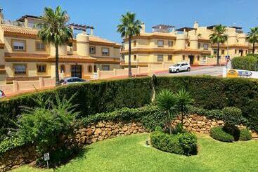 Apartamentos El Portón