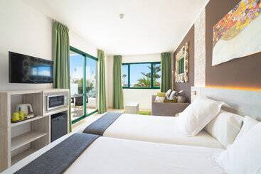 Apartamentos Galeon Playa - Costa Teguise