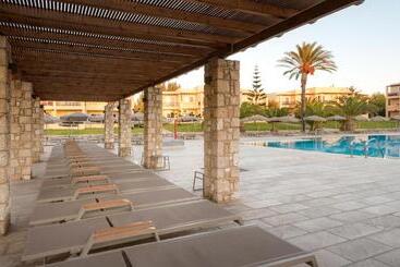 Horizon Beach Resort