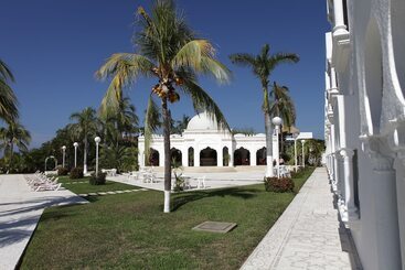 هتل Aldea Del Bazar & Spa