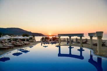 Alexander Beach Hotel & Village Resort