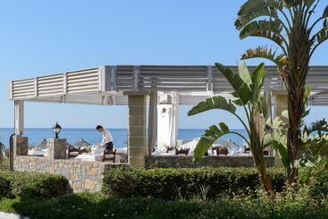 Alexander Beach Hotel & Village Resort