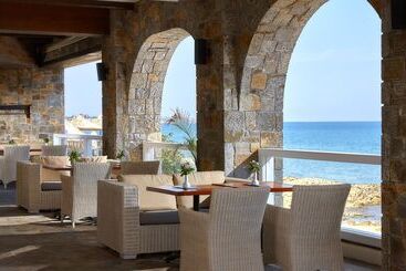 Alexander Beach Hotel & Village Resort