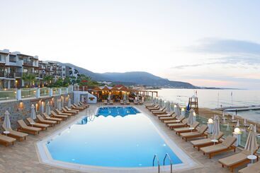 Alexander Beach Hotel & Village Resort