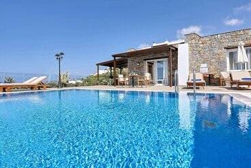 Alexander Beach Hotel & Village Resort