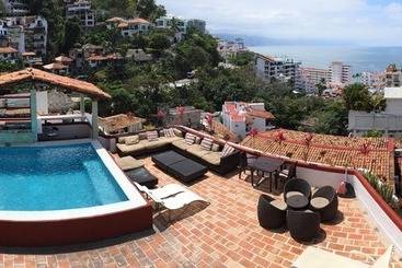 هتل Amaca Puerto Vallarta  Adults Only