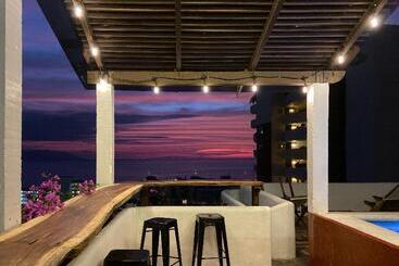 هتل Amaca Puerto Vallarta  Adults Only
