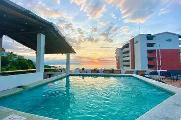 هتل Amaca Puerto Vallarta  Adults Only