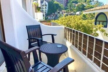 هتل Amaca Puerto Vallarta  Adults Only
