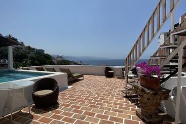 هتل Amaca Puerto Vallarta  Adults Only