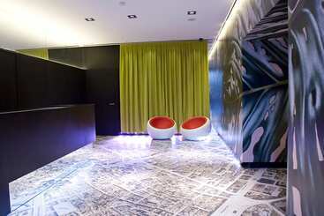 هتل Barcelona House