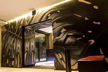 هتل Barcelona House