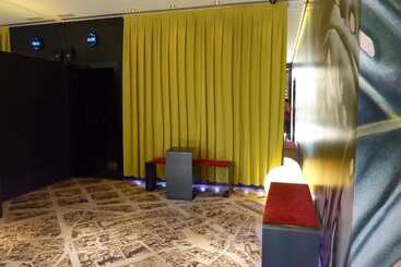 هتل Barcelona House