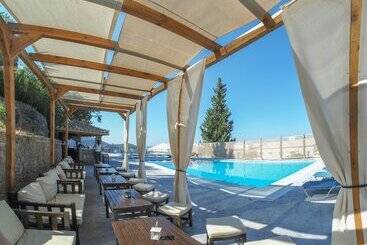Paleo Artnouveau Hotel   Adults Only