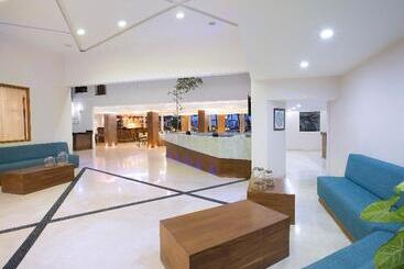 هتل Crown Paradise Golden All Inclusive Resort   Adults Only