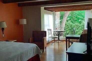 هتل Es Villa Mercedes San Cristobal