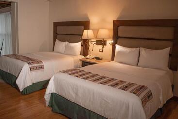 هتل Es Villa Mercedes San Cristobal
