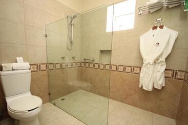 هتل Es Villa Mercedes San Cristobal