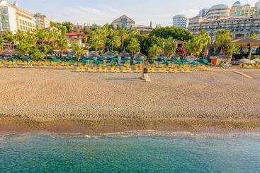 هتل Justiniano Club Alanya