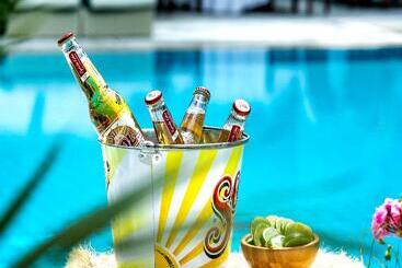 La Piscine Art Hotel, Philian Hotels And Resorts