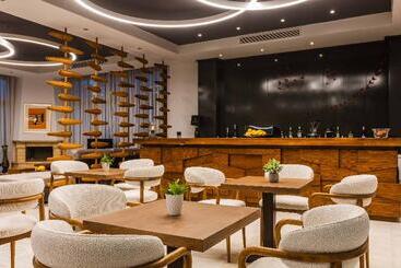 La Piscine Art Hotel, Philian Hotels And Resorts
