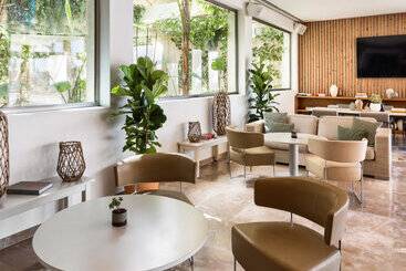 هتل Melia South Beach
