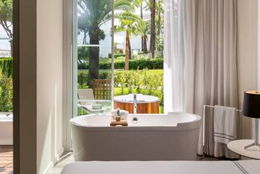 هتل Melia South Beach