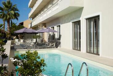 هتل Mon Repos Palace   Adults Only