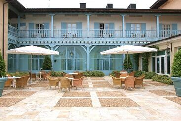 هتل Palacio Urgoiti