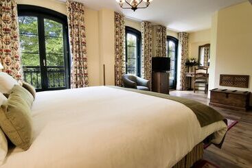 Hotell Pombal Rooms