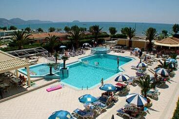 هتل Poseidon Beach