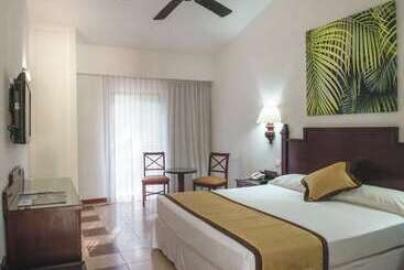 هتل Riu Lupita - All Inclusive