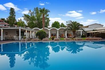 Отель Princess Resort, Santikos Collection