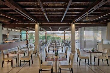 Отель Princess Resort, Santikos Collection