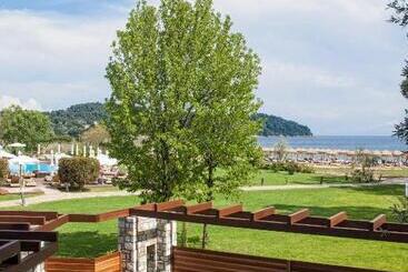 Отель Princess Resort, Santikos Collection