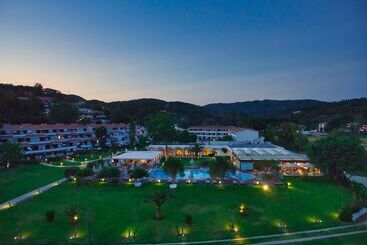 Отель Princess Resort, Santikos Collection