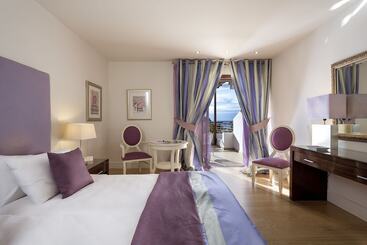 Отель Princess Resort, Santikos Collection