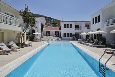 هتل Skopelos Village