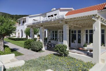 هتل Skopelos Village
