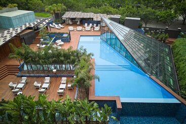 هتل Sofitel Barcelona Skipper