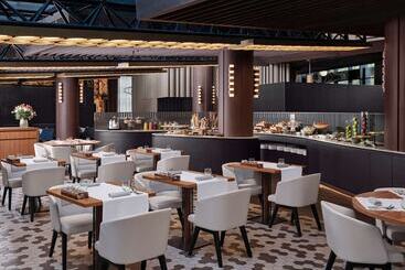هتل Sofitel Barcelona Skipper