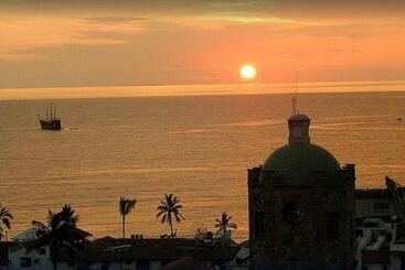 هتل Suites La Siesta