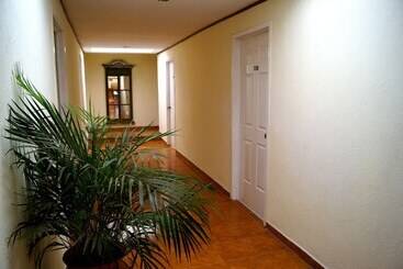 בית מלון כפרי & Suites Villa Del Sol