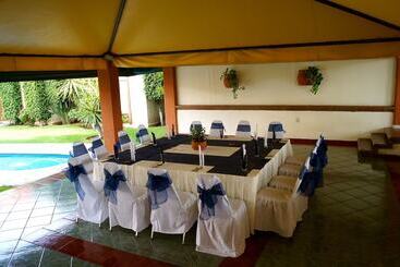בית מלון כפרי & Suites Villa Del Sol