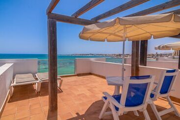 The Corralejo Beach - Корралехо