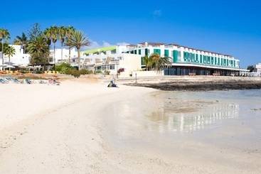 هتل LIVVO Corralejo Beach
